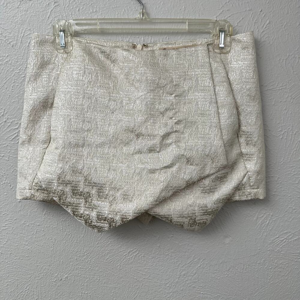 Chelsea & Violet Cream Shimmer Asymmetrical Skort Small Metallic Pockets
